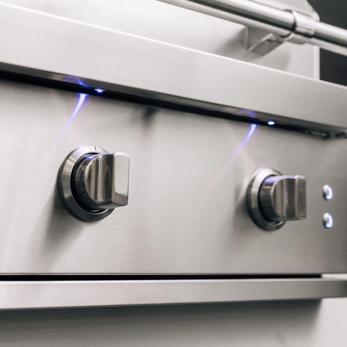 American Made Grills - Atlas - 36" - Gas Grill