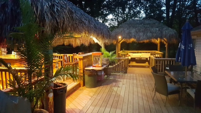Backyard Island Escape